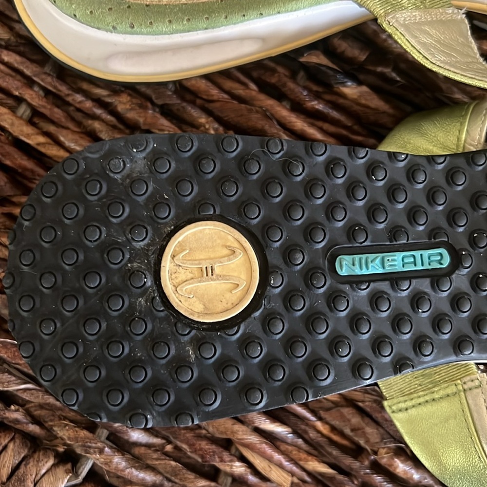 Cole Haan Flip Flops Metallic Straps Size 7 - Picture 10 of 14